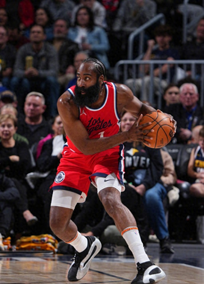 洛杉矶快船队新球馆最新消息