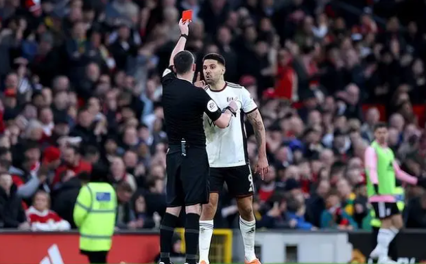 关于赛前托特纳姆调整名单以备欧联，再遭质疑环节打磨，压力陡增，心理建设被强调的信息